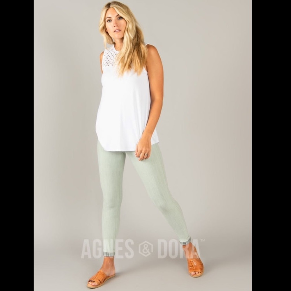 Agnes & Dora Bleached Denim Jeggings Large EUC
